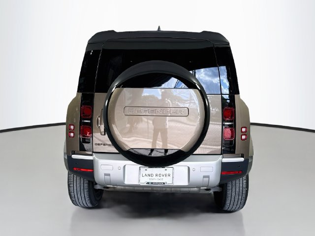 Certified 2024 Land Rover Defender 110 S AWD/4WD image 6