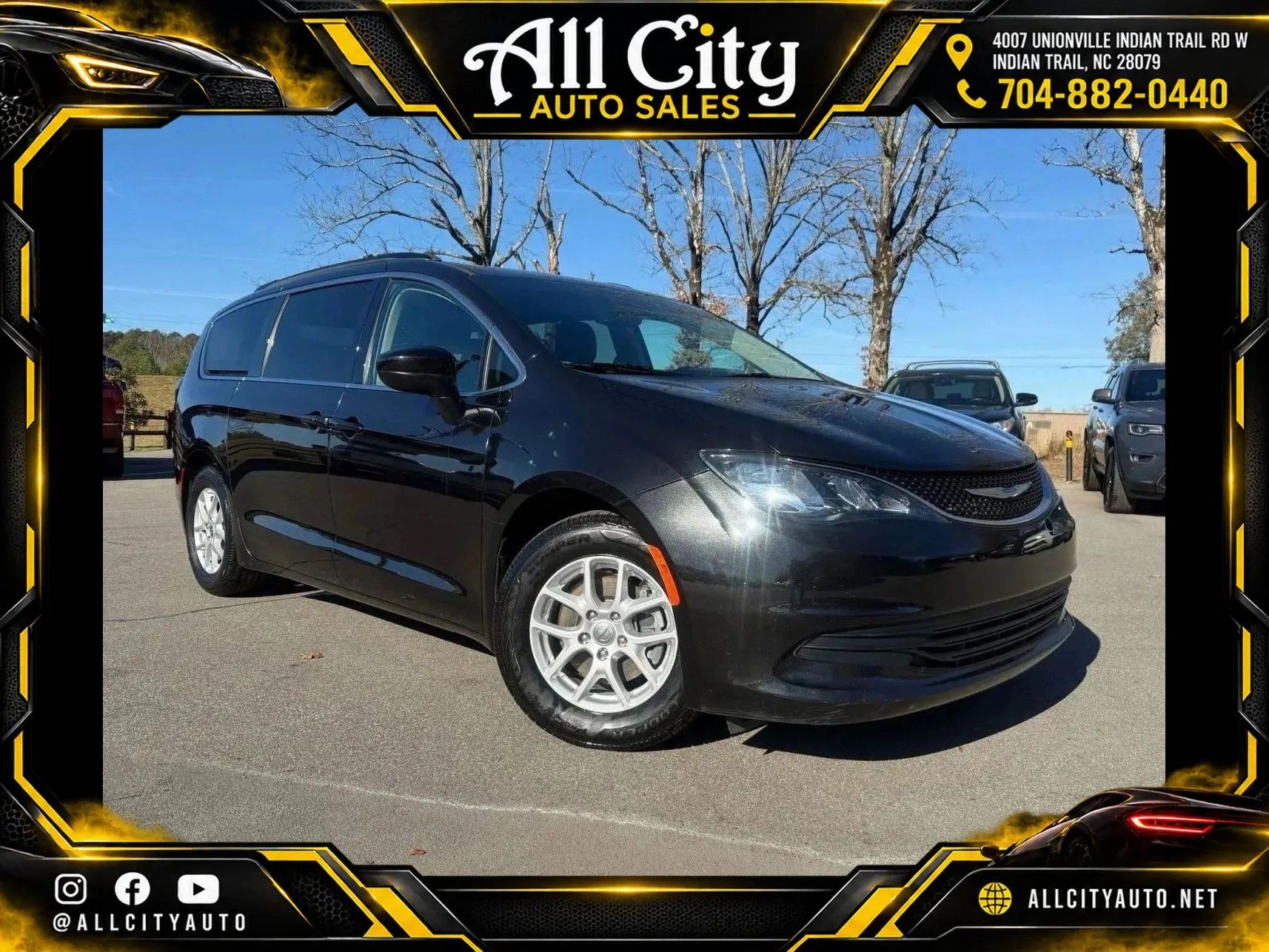 Used 2020 Chrysler Voyager Lxi FWD image 1