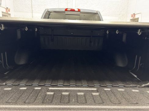 Used 2016 GMC Sierra 1500 SLE w/ SLE Value Package AWD/4WD image 6