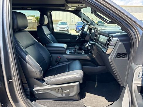 Used 2025 Ford F150 Lariat w/ Bed Utility Package AWD/4WD image 29