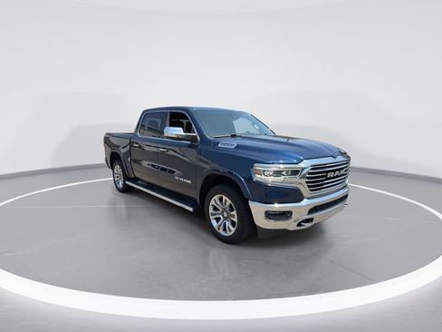 Used 2022 RAM 1500 Limited AWD/4WD image 2