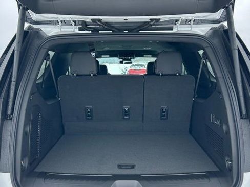 New 2026 Chevrolet Suburban LT w/ Comfort Package image 12