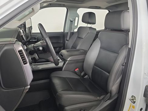 Used 2018 GMC Sierra 2500 SLT w/ Duramax Plus Package AWD/4WD image 21