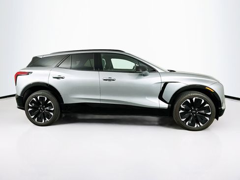 Used 2024 Chevrolet Blazer EV RS AWD/4WD image 10