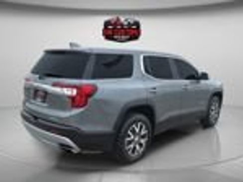 Used 2022 GMC Acadia SLE AWD/4WD image 4