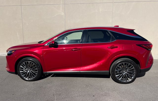 Used 2024 Lexus RX 450h AWD w/ Convenience Package image 4