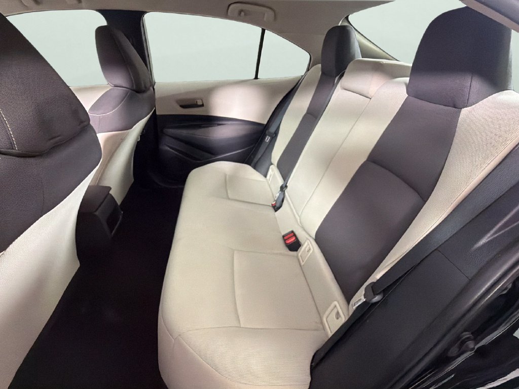 Used 2021 Toyota Corolla LE FWD image 26