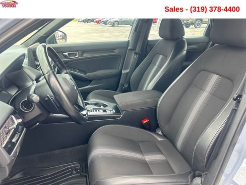 Used 2022 Honda Civic Sport image 10