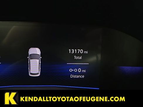 Used 2025 Volkswagen Taos SE image 12