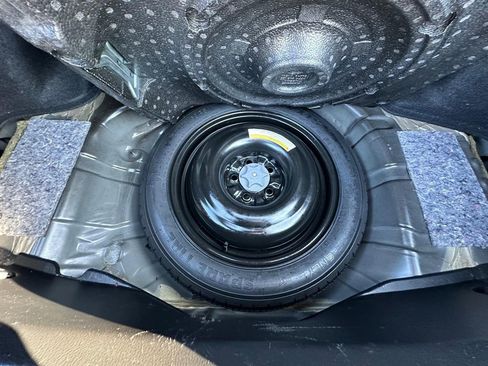 Used 2015 INFINITI Q40 w/ Navigation Package image 22