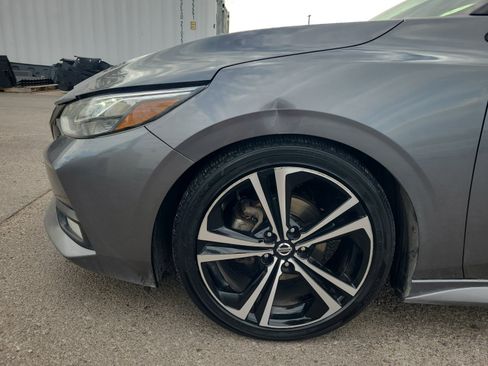 Used 2020 Nissan Sentra SR w/ Trunk Package FWD image 10
