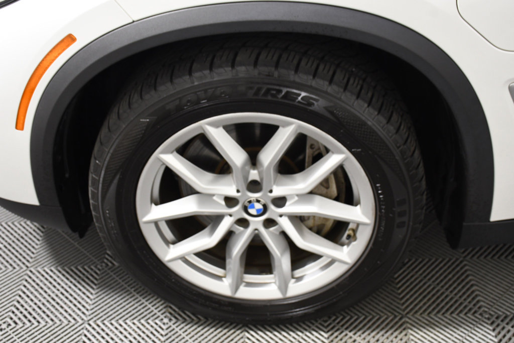 Used 2021 BMW X5 xDrive45e AWD/4WD image 11