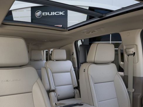 New 2026 GMC Yukon XL Denali w/ Denali Reserve Package AWD/4WD image 24