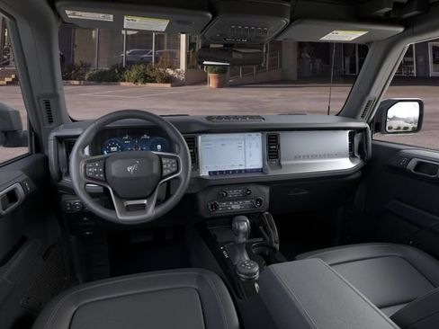 New 2026 Ford Bronco Badlands AWD/4WD image 9
