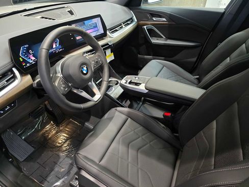 New 2026 BMW X1 xDrive28i image 2