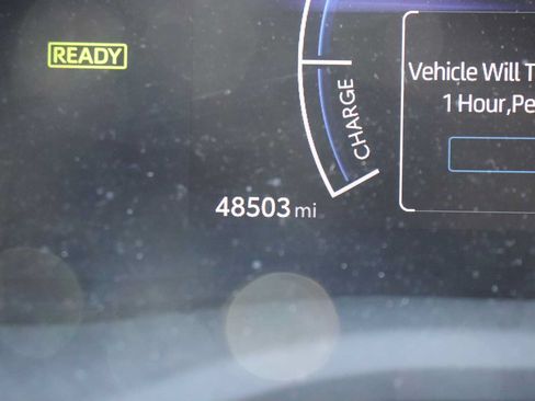 Used 2025 Toyota Camry LE FWD image 11
