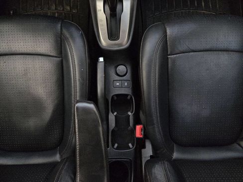 Used 2015 Chevrolet Sonic LTZ image 40