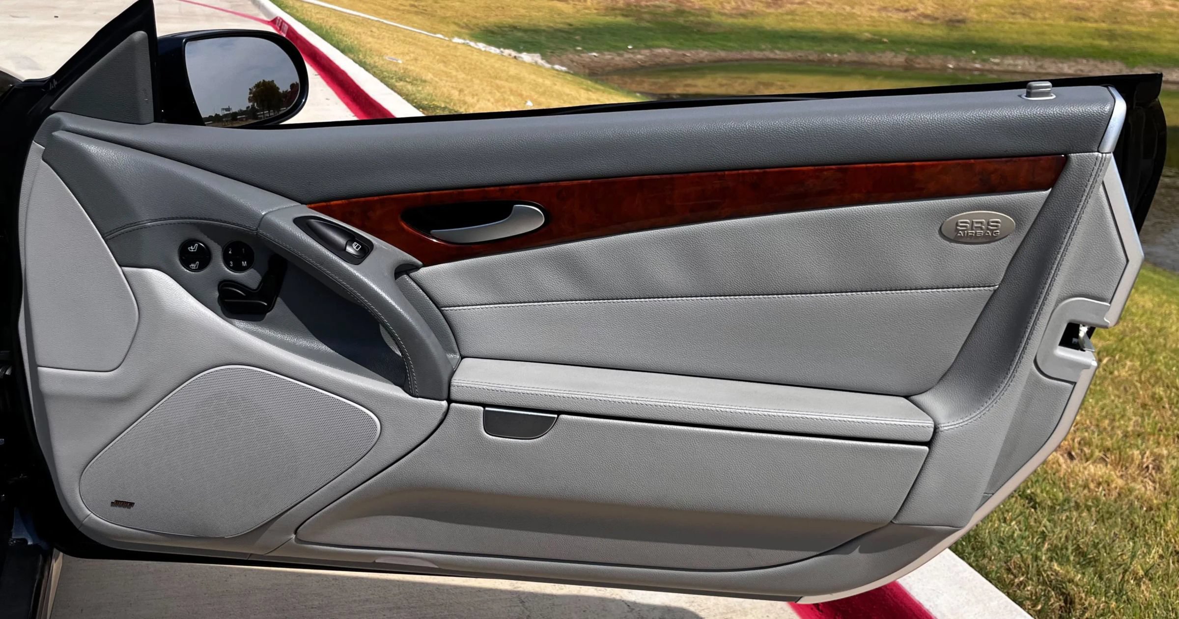 Used 2006 Mercedes-Benz SL 500 image 21