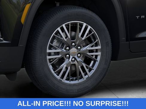 New 2027 Chevrolet Traverse LT w/ Driver Confidence Package FWD image 9