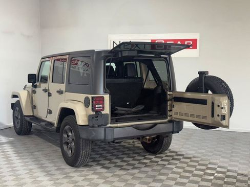 Used 2017 Jeep Wrangler Unlimited Sport AWD/4WD image 35