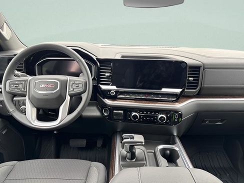New 2026 GMC Sierra 1500 Elevation image 9