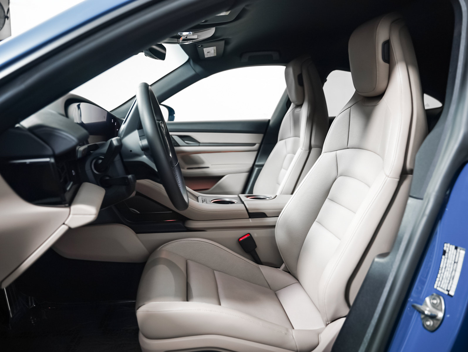 Certified 2025 Porsche Taycan w/ Premium Package AWD/4WD image 5