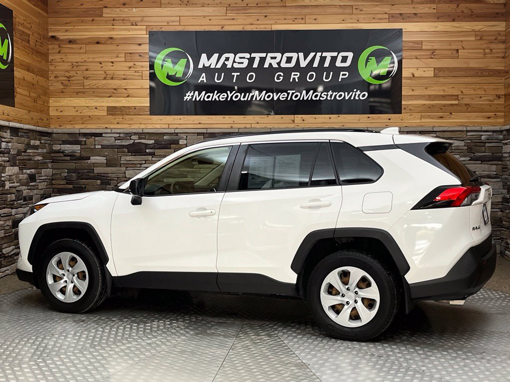 Used 2019 Toyota RAV4 LE w/ All Weather Liner Package AWD/4WD image 18