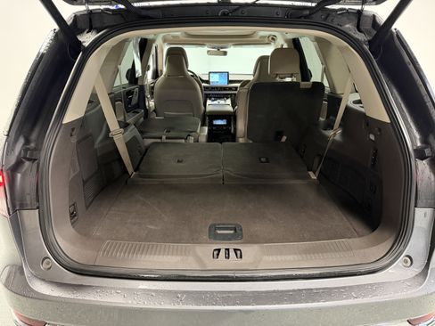 Used 2021 Lincoln Aviator Reserve w/ Equipment Group 202A image 28