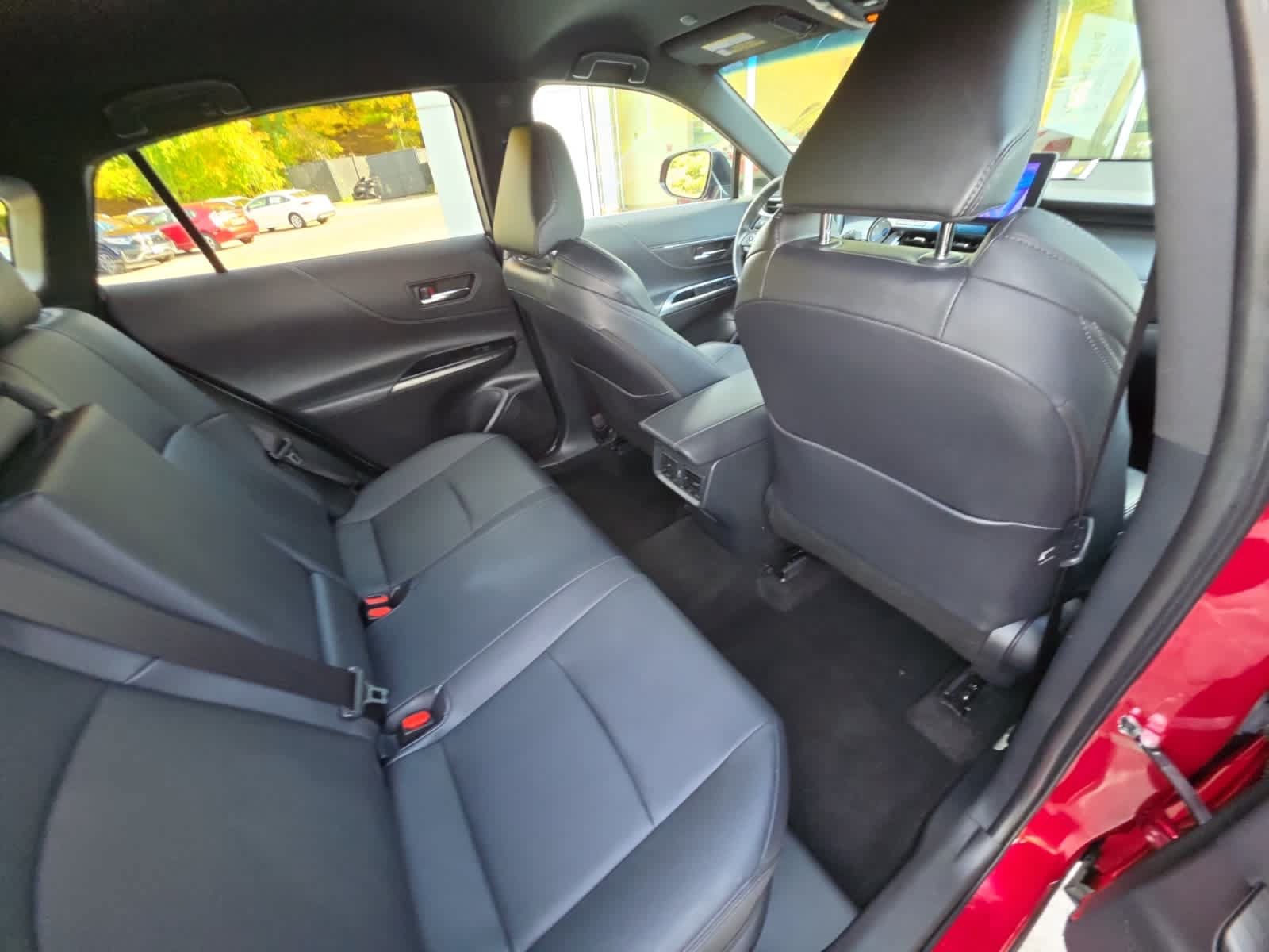 Used 2023 Toyota Venza Nightshade AWD/4WD image 23