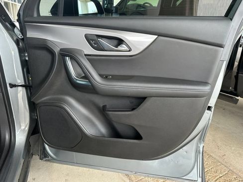 Used 2023 Chevrolet Blazer LT FWD image 35