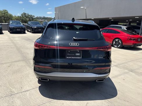 Certified 2025 Audi Q5 Premium w/ Convenience Package AWD/4WD image 7