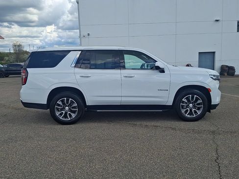 Used 2022 Chevrolet Tahoe LT AWD/4WD image 10