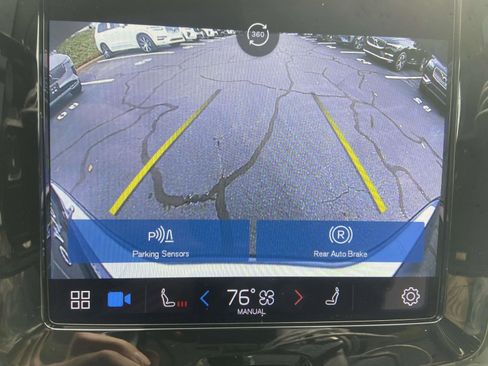 Certified 2023 Volvo XC60 B5 Plus w/ Protection Package Premier image 27