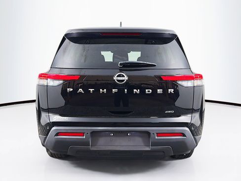 Used 2024 Nissan Pathfinder S image 7