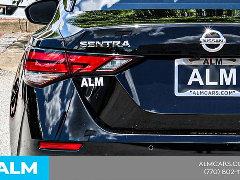 Used 2022 Nissan Sentra SV w/ All-Weather Package FWD image 11