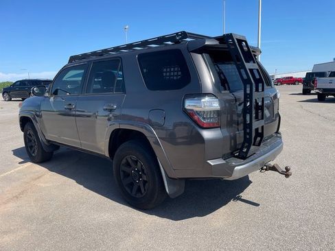 Used 2015 Toyota 4Runner Trail Premium image 5