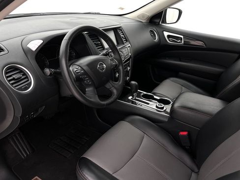 Used 2020 Nissan Pathfinder SL AWD/4WD image 12