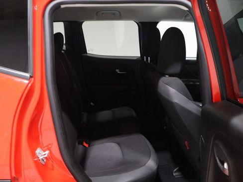 Used 2020 Jeep Renegade Trailhawk w/ Cold Weather Group image 19