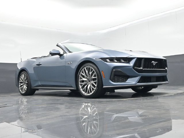 Certified 2025 Ford Mustang GT Premium RWD image 46