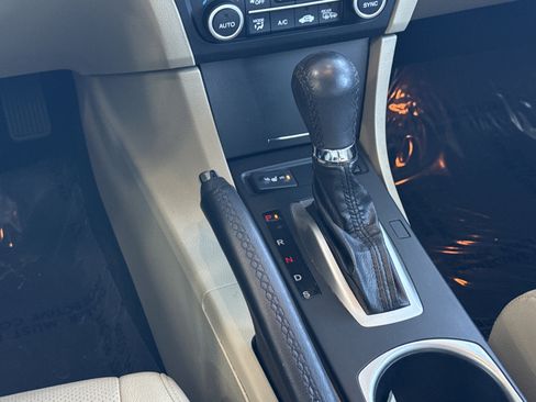 Used 2016 Acura ILX w/ Premium Package image 40