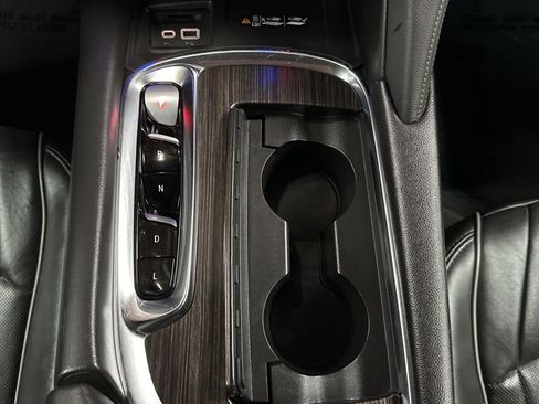 Used 2022 Buick Enclave Avenir w/ Avenir Technology Package image 24