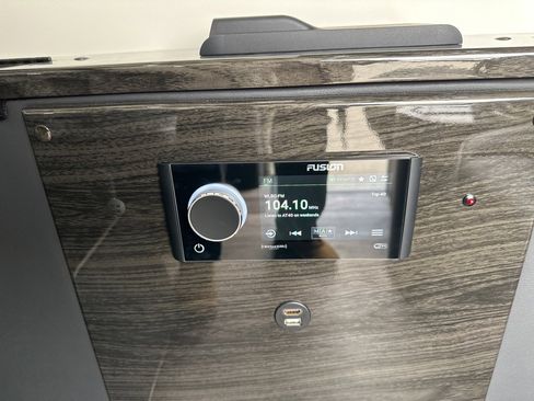 Used 2023 Mercedes-Benz Sprinter 3500 image 53