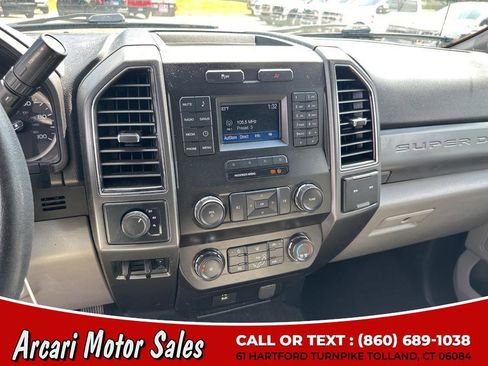 Used 2019 Ford F250 XLT w/ Snow Plow Prep Package image 21