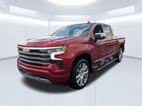 Used 2024 Chevrolet Silverado 1500 High Country w/ High Country Premium Package AWD/4WD image 8