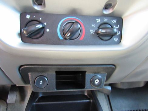 Used 2011 Ford Ranger XLT RWD image 18