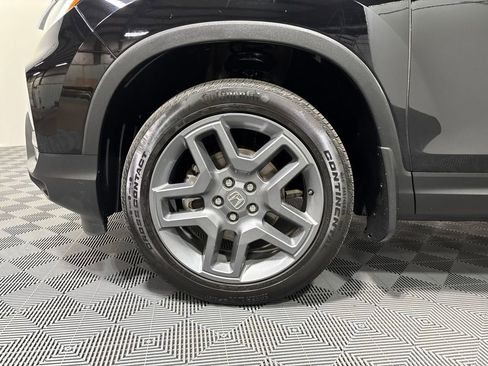 Certified 2023 Honda Passport EX-L image 9