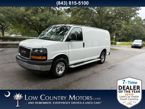 Used 2024 GMC Savana 2500 w/ Driver Convenience Package image 1