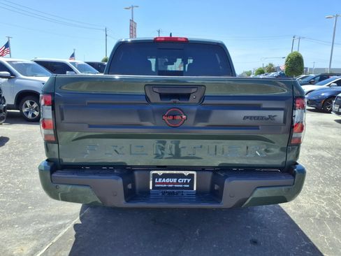 Used 2025 Nissan Frontier Pro-X RWD image 6