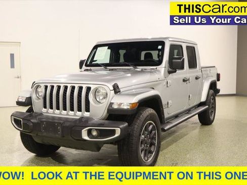 Used 2023 Jeep Gladiator Overland AWD/4WD image 5