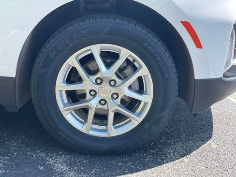 Certified 2024 Chevrolet Equinox LT AWD/4WD image 9